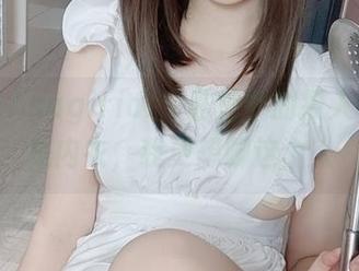 内衣与Asagiriai：私拍中的撩人与其说是内衣，我更想聊这个人