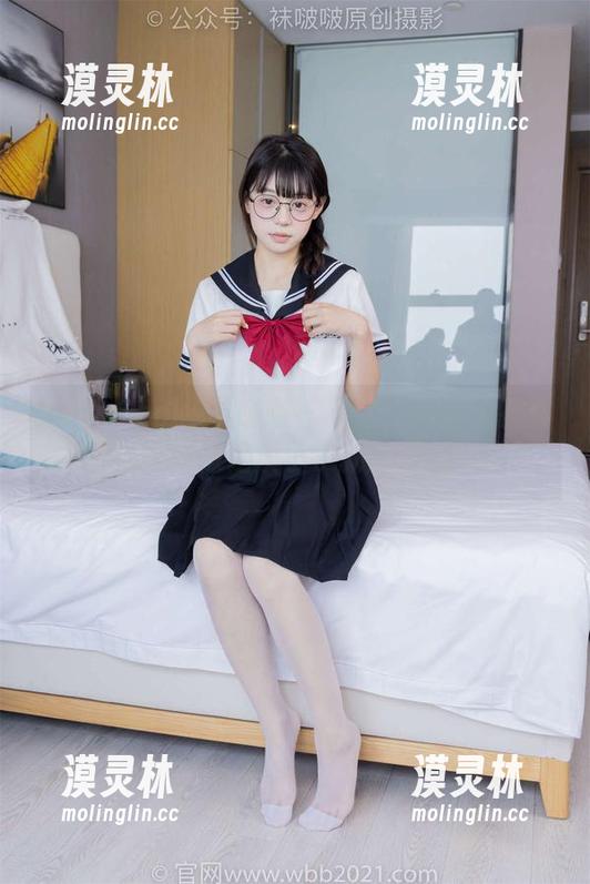 BoBoSocks袜啵啵 - 看了小甜豆的花絮，图包里的裸足展示了新的“踩”趟！