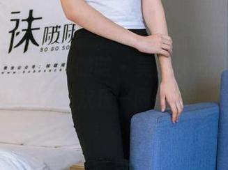 BoBoSocks袜啵啵 – 美图快递，稚予的红丝与欢乐一同送达！