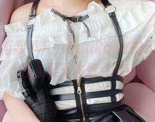 吊带不再显平凡，Kuuko W的cos写真让人忍不住想点赞！