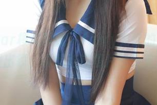 MFStar模范学院 – fairy如歌的免费制服出镜，真想给这照片送个爱心