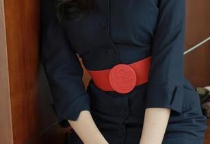 MFStar模范学院 – 跟上潮流！艾莉Evelyn的最新写真，裤里丝玩得还是那么六。