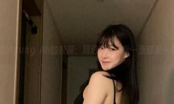 再逗一逗Myung Ah的校服：精选图包，每一张都是一桩趣事！