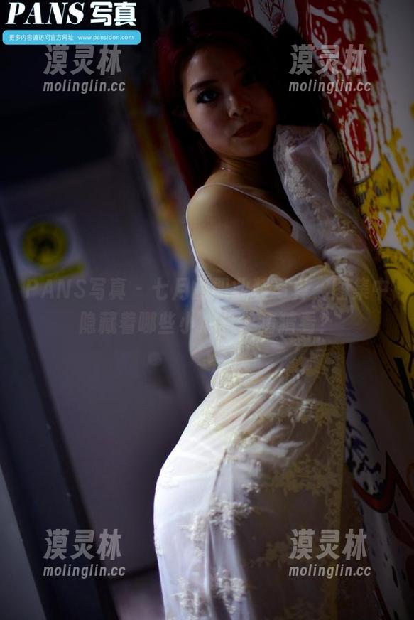 PANS写真 - 七月的职业装写真，图集中隐藏着哪些小心机，猜猜看？
