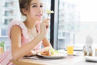 TGOD推女神 – 晓艾fafa带你瞅瞅，这眼镜真不赖，拿免费美图的理由随便用！
