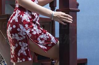 TouTiao头条女神 – 黑白的趣味合集，艾小青的私拍套图让我意外大喊太有才！