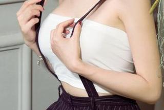 UGirls尤果网 – 打破沉寂的夜晚，欣杨Kitty的睡衣高清照来啦，快去下载吧！