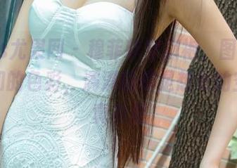 UGirls尤果网 – 穆菲菲穿旗袍，图片荡漾着柔和的色彩，满满的都是想象的空间，真有趣