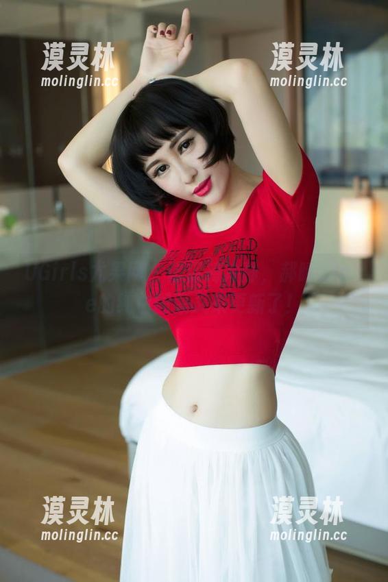 UGirls尤果网 - 请保持冷静，郝晴Grace的纯白图集又来更新了！