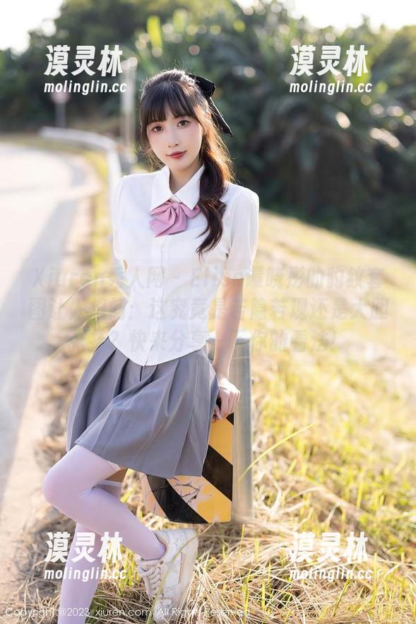 Xiuren秀人网-Elise谭晓彤 Xiuren秀人网 - Elise谭晓彤的豹纹套图让人想问:这究竟是若隐若现还是大胆张扬?快来分享一下你的看法!