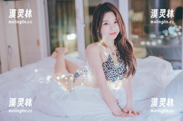 Zzyuri的网袜合集：谁说袜子不能有态度？