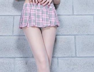 beautyleg – 私房图览：Avril与浴缸的轻松闲聊