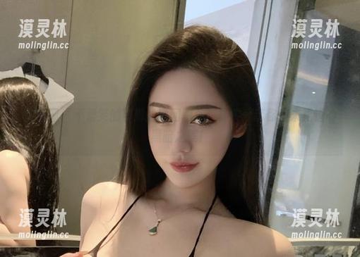微密圈 - 不爱笑的赛琳的黑网图库：真实分享你从未见过的黑暗之美！