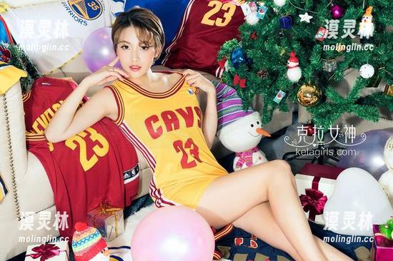 克拉女神-百琳 克拉女神 - 无圣光的万圣节:百琳试图让你们不要太认真。