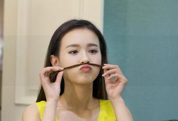 克拉女神 – 观悉静宜的套装作品，在无圣光下的别样光彩