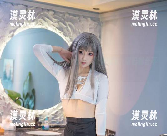 冬马路纱最新作品，分享她的女神风范，嘴巴都合不拢了