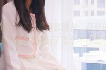 初夏女神 – 不只是全套图片，环环的杜鹃女孩甚至让我想起了某个不该想的人