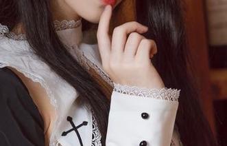 南桃Momoko的新玩意儿：原图版“我哭着风中舞”的蓝汉服图册