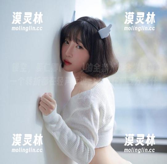 镂空，姜仁卿(강인경)的全套，你会发现每一个转折都在轻声诉说，像是在和我分享什么。