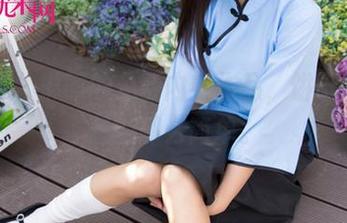 尤果网 – 琳丽的免费内衣作品，饼干都没你想得那么简单。