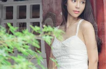 尤果网 – 赵娜娜美腿在线高清，全网追踪，一起来讨论她的穿搭与腿部景观！