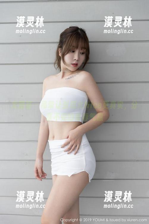 尤蜜荟 - 吊带让张思允Nice更真实，分享不完的青春气息