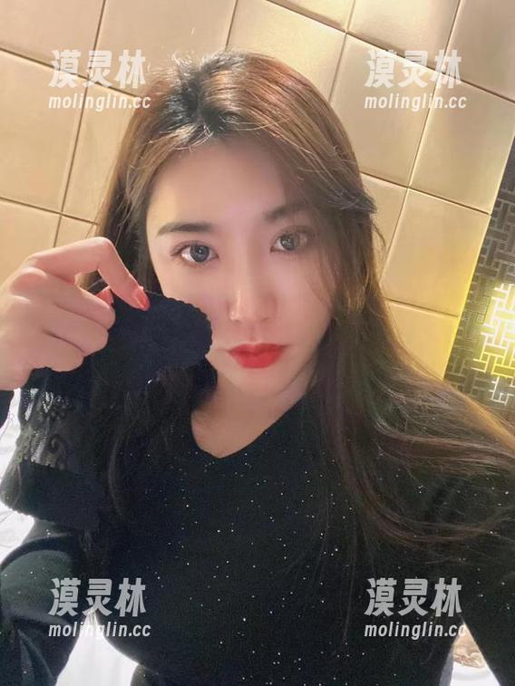 林子琳喵 微密圈 - 林子琳喵邀你看和服,图片更新!是时候把老公的衬衫掰回衣柜了!