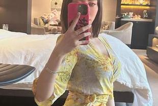 微密圈 – 那个果儿Victoria，这连体包臀配黑丝真刺激，原图倒是有下载吗？