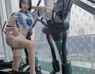 微密圈 – 果儿Victoria的女仆造型在原图中找到资源，太卡哇伊了，哎呀我看到红了！