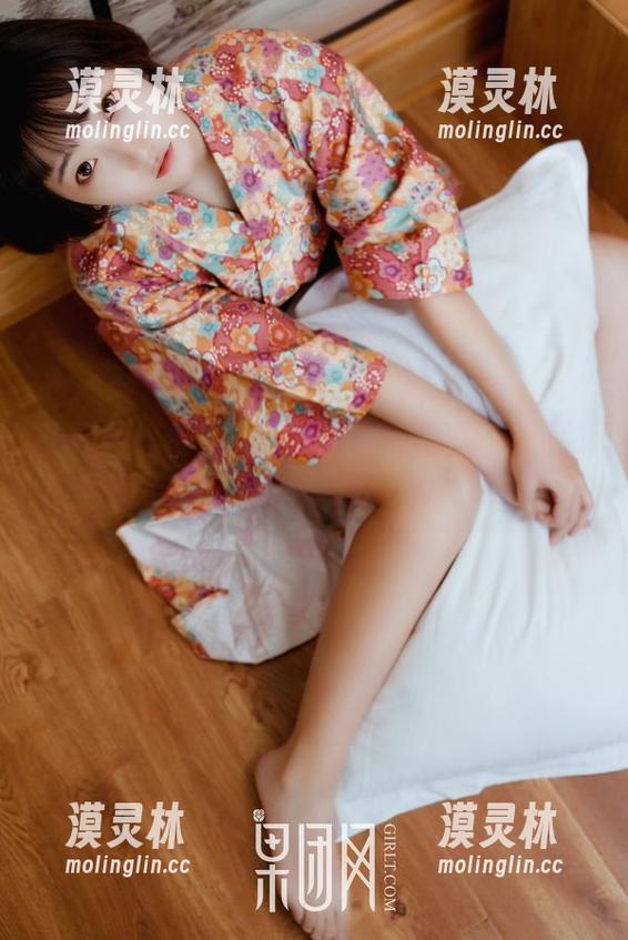 果团网-裴希西 果团网 - 裴希西的女友福利图片,透出的那份自在,有种想放空的冲动。
