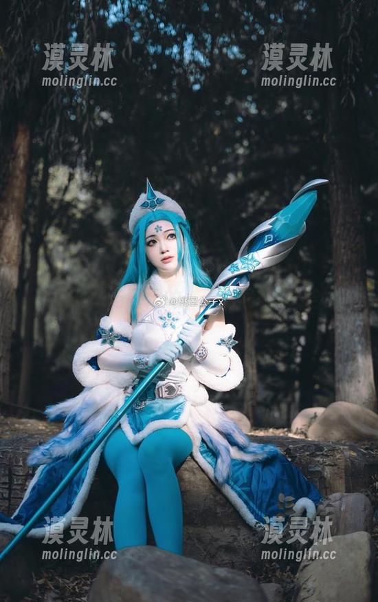 桃墨公子 桃墨公子与蕾姆的一天:居家cos合集