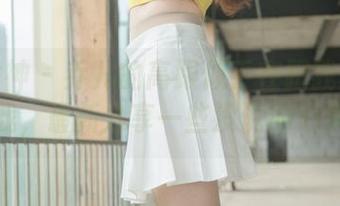 梦丝女神 – 乔儿的高跟似乎在跟我玩猫鼠游戏，最新分享一些没说的心声。