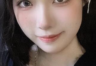 更新啦！炸酱沐沐的修女cos，捏着道理的同时，别忘了欢乐也是一种救赎啊！