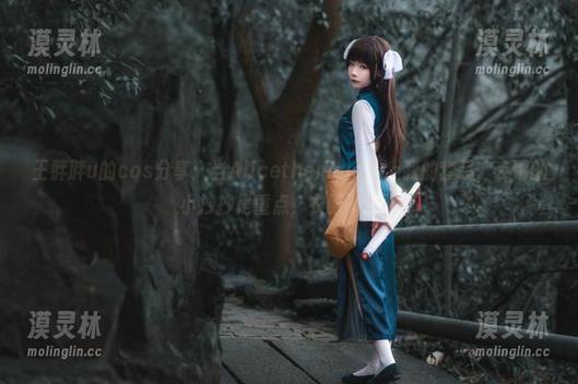 王胖胖u的cos分享：当Alicethemaid遇上我的套装，友情的小抄抄是重点，衣服不重要