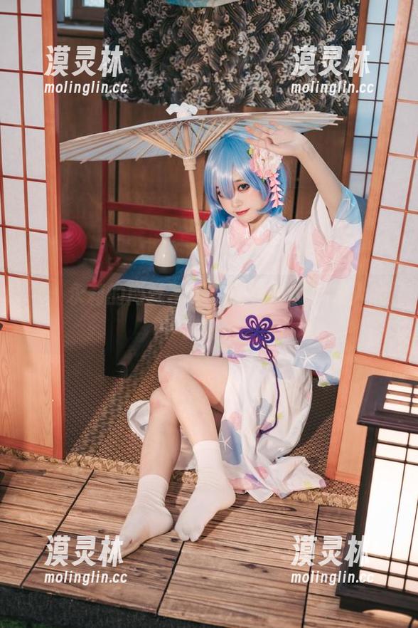 神沢永莉 神沢永莉的肉丝写真,图包里藏着迷人的小秘密