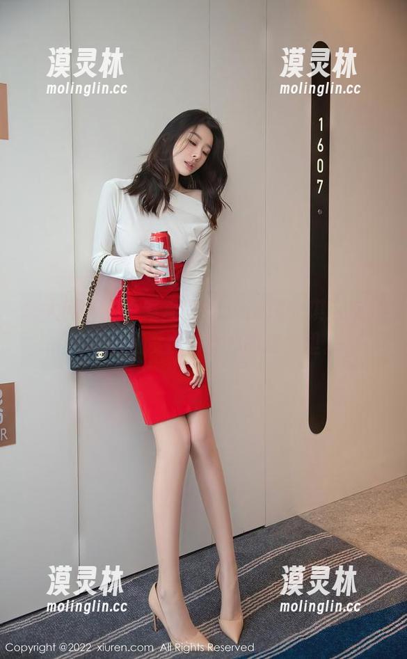 秀人网-Olivia童安琪 秀人网 - 少女写真,Olivia童安琪这次又把我们淹没在少女心的旋涡里。