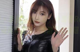 秀人网 – 拿起你的鼠标，小海臀Rena的双马尾作品集，刺激下载按钮！