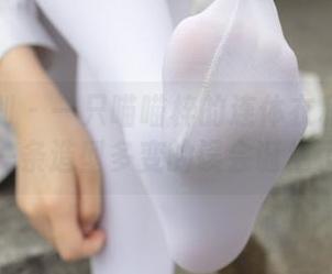 紧急企划 – 一只喵喵梓的连体衣私拍图集：一条造型多变的误会诞生了！