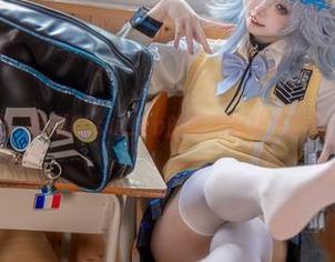 套图精选抢先：纸悦Etsu_ko的居家服帅气出场，谁怕谁呀！