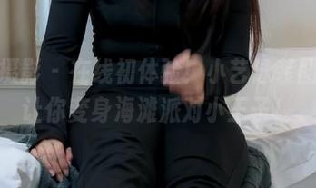 绮梦摄影 – 在线初体验！小艺泳装图集，让你变身海滩派对小王子！