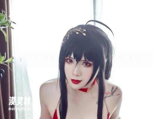 羊大真人 羊大真人的旗袍全套,你的审美受得了吗?哈哈