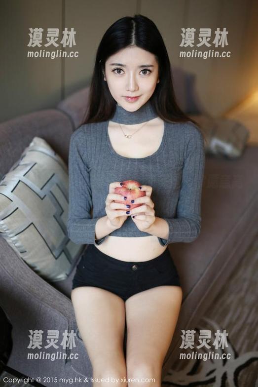 美媛馆 - 许诺sabrina的美腿，你愿意高清下载吗？