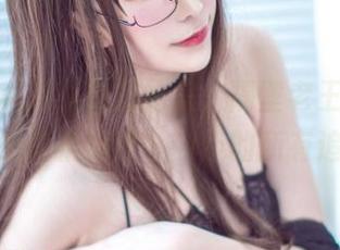 翎柒菜菜的兼职黑枪呆，隔壁老王说这高清壁纸能抵得过他今年的所有追剧！