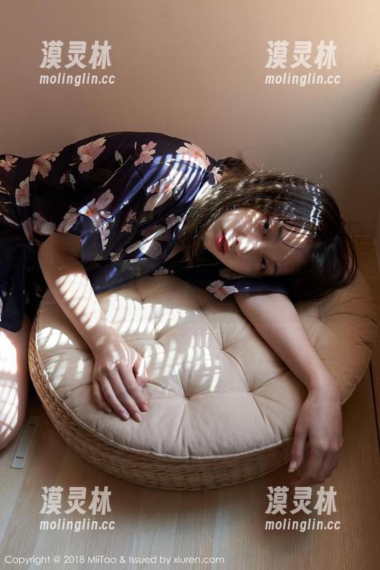 蜜桃社 - 这些‘奶牛’图包，Rola真会挑，让人想赶紧下载试试！