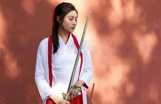 蜜桃社 – 嘘！小魔女lily的写真全集：死库水，难以抵挡的诱惑