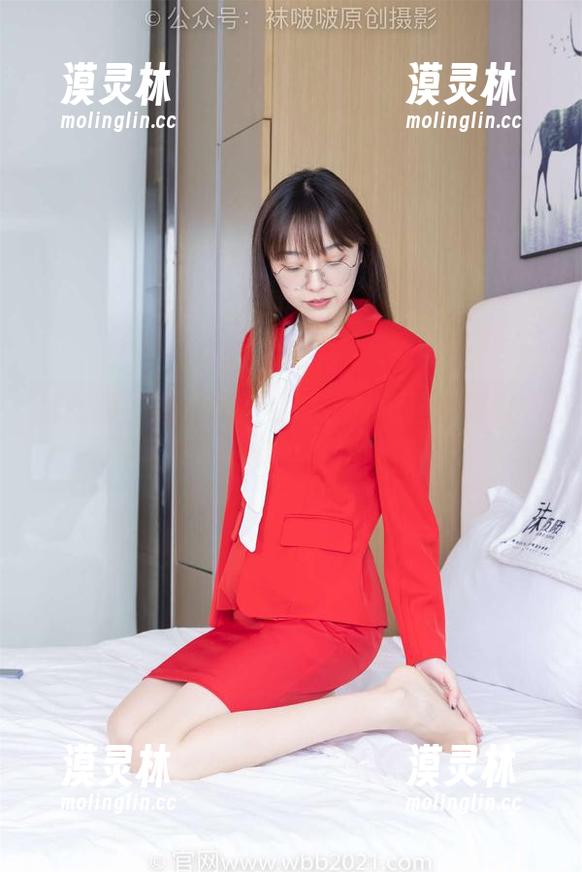 袜啵啵 - 瑶瑶短裤定制，难道这是要引发一场关于遮掩与暴露的辩论？