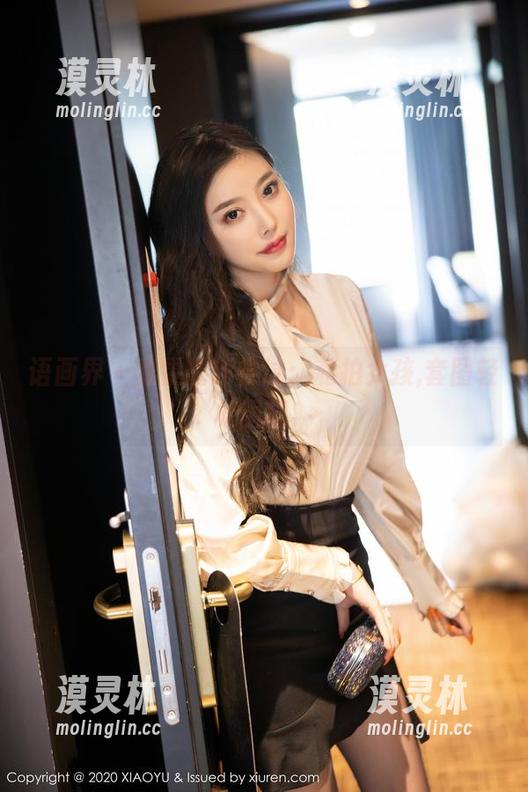 语画界-雅雯 语画界 - 雅雯的新尝试:私拍女孩,套图轻松围观!