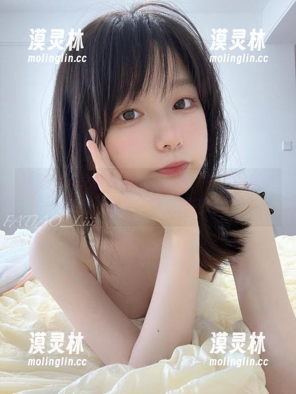 迷之呆梨 好吧,迷之呆梨的cos精选:先辈的所谓秘密,你觉得真是秘密吗?