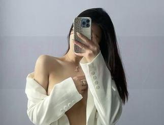微密圈 – 金希儿的原图：套装？哦不，换个说法就是‘我发现自己了’！