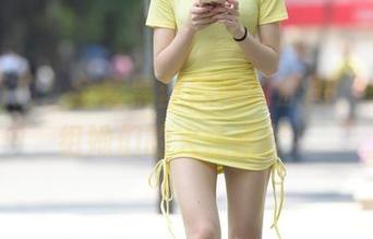 魔镜街拍：全套黑丝黑网的原图，来看这组她们的火热搭配！